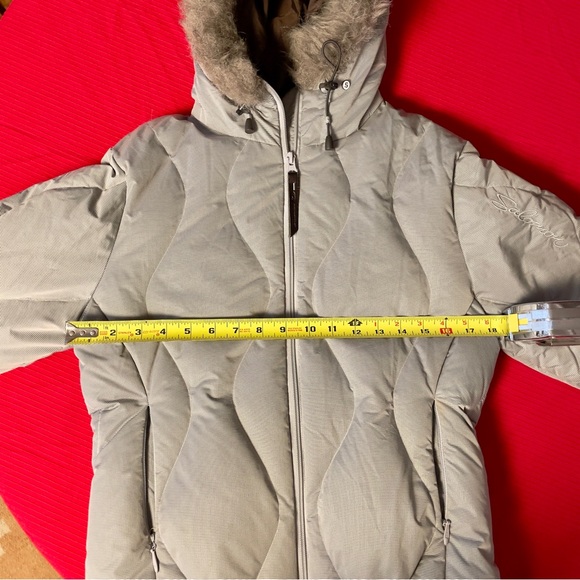 Salomon XS/P Women's Light Brown/grey fur Hooded Puffer Jacket, down - Picture 5 of 15